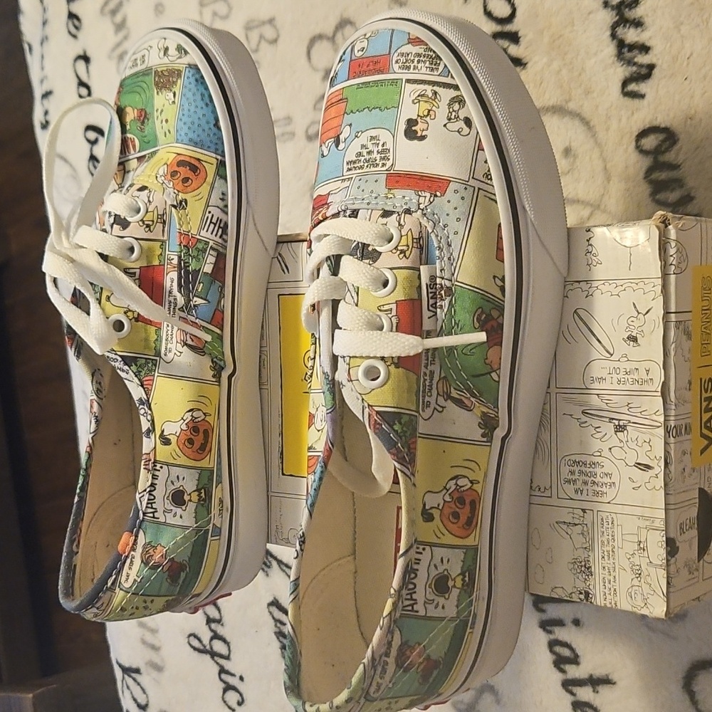 Authentic VansXPeanuts - Picture 3 of 4